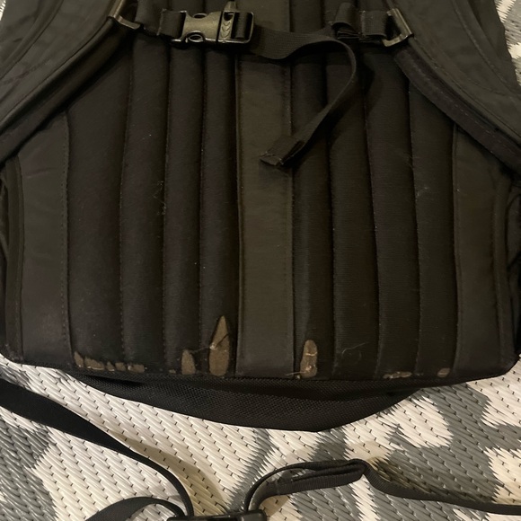 The north face Borealis backpack - Picture 3 of 5